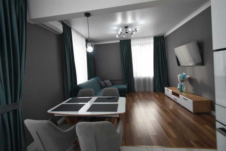 2-комн квартира Ленина ул, 72