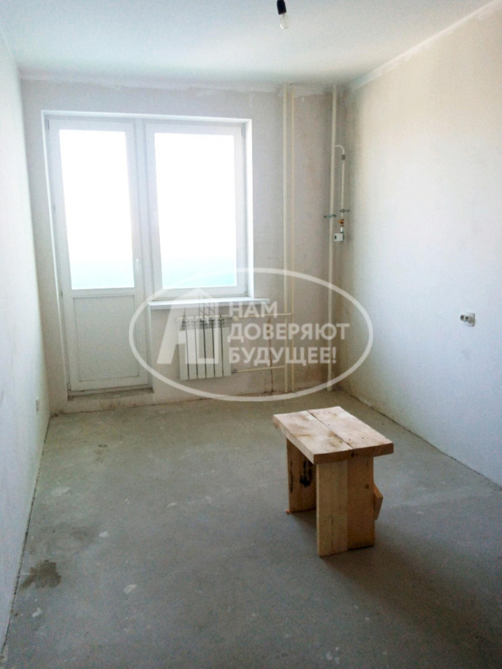 3-комн квартира улица Декабристов, 6