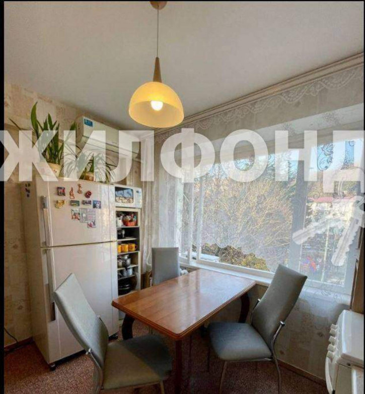 2-комн квартира Мира улица, д.18
