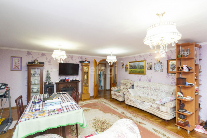 3-комн квартира Ялуторовская, 29
