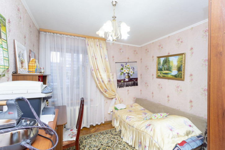 3-комн квартира Ялуторовская, 29