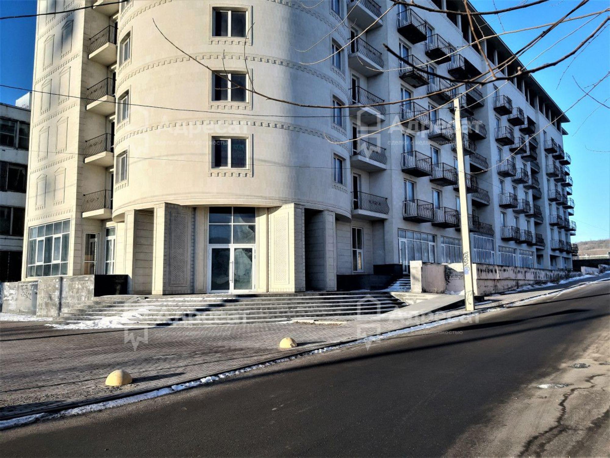 Купить помещение свободного назначения за 300 000 000 рублей на проспект им. В.И. Ленина,  д.59Л