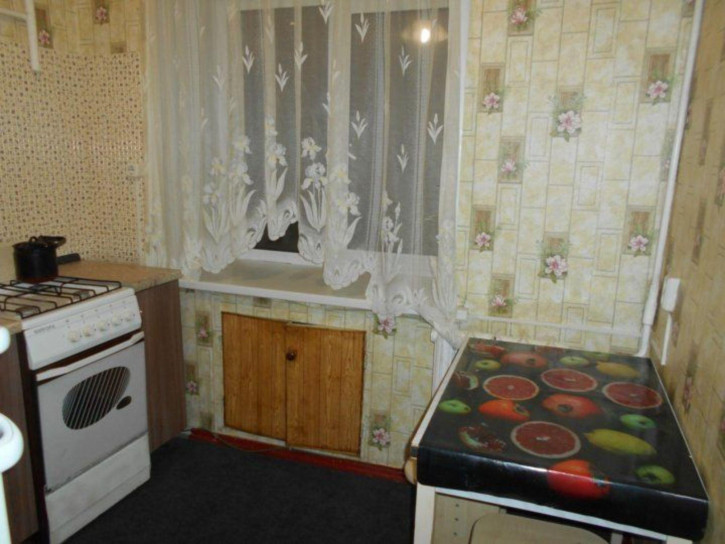 2-комн квартира Гастелло ул, 3