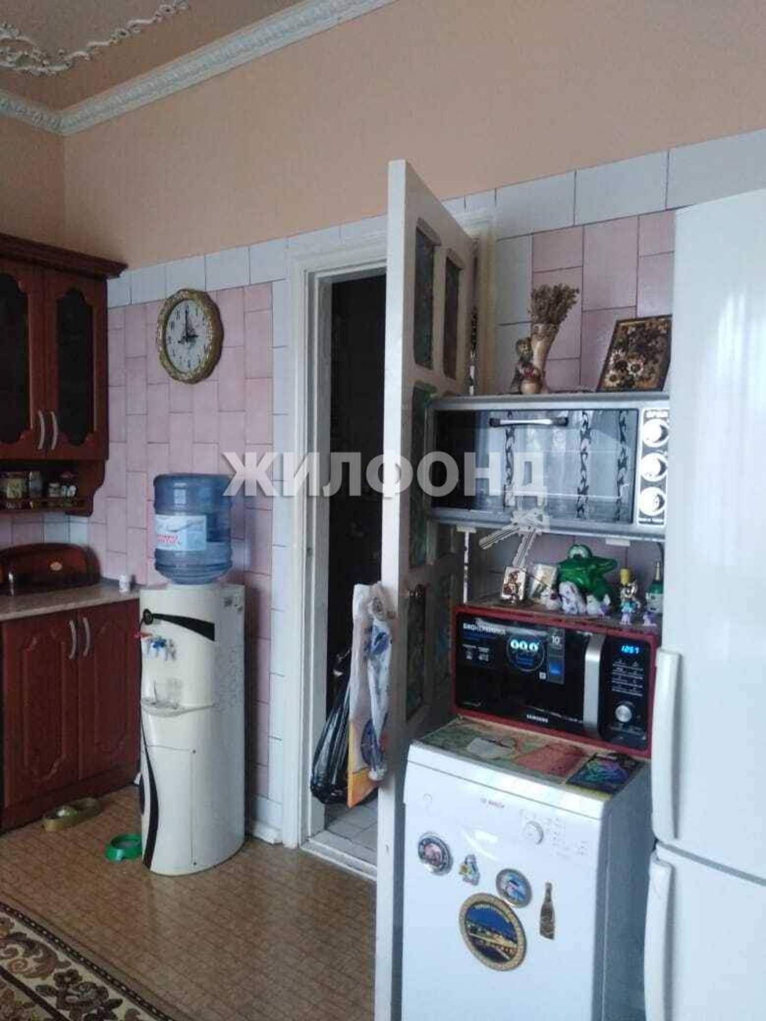 Купить дачу, дом, коттедж за 15 000 000 рублей на Первого Мая улица