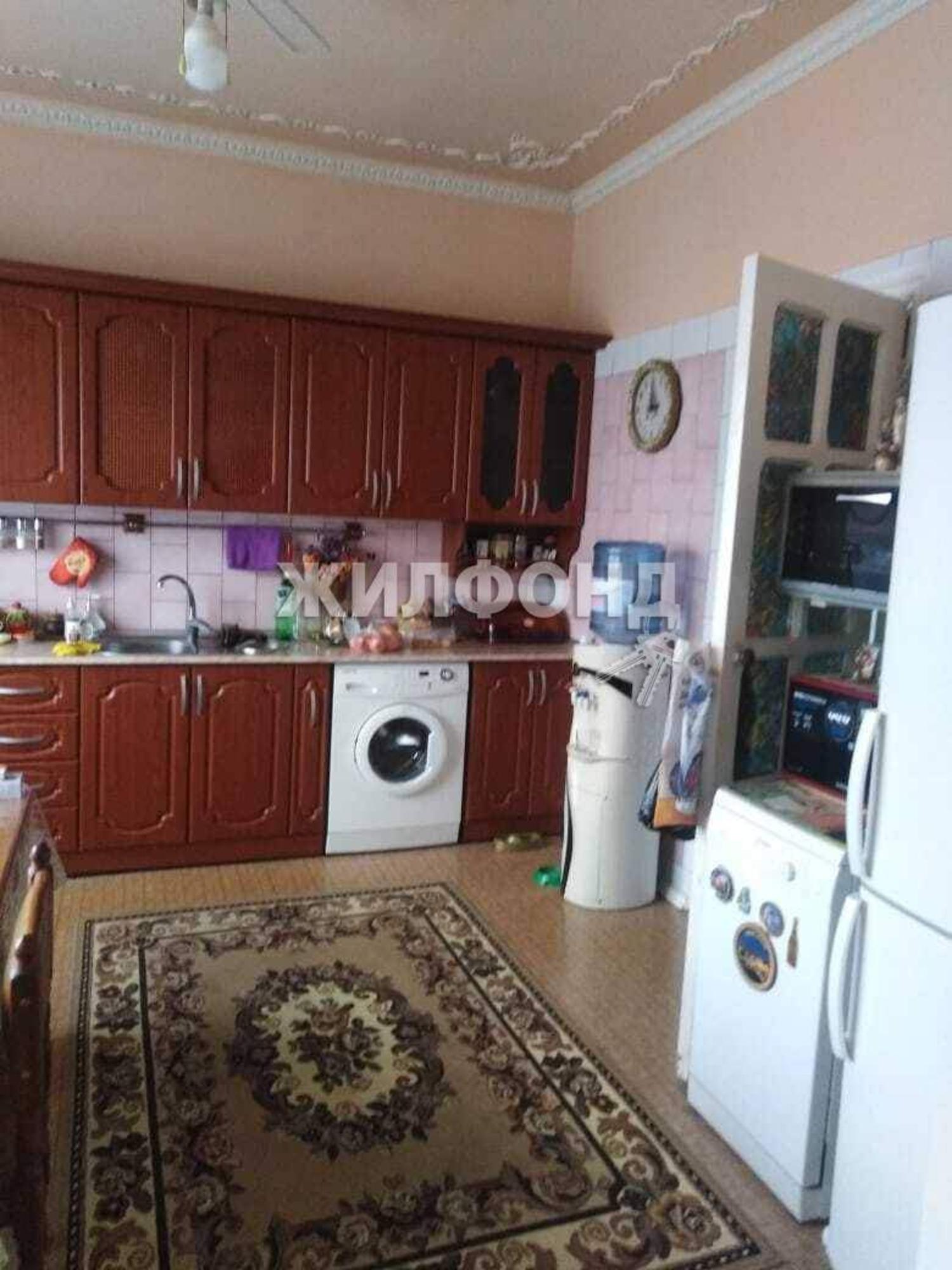 Купить дачу, дом, коттедж за 15 000 000 рублей на Первого Мая улица