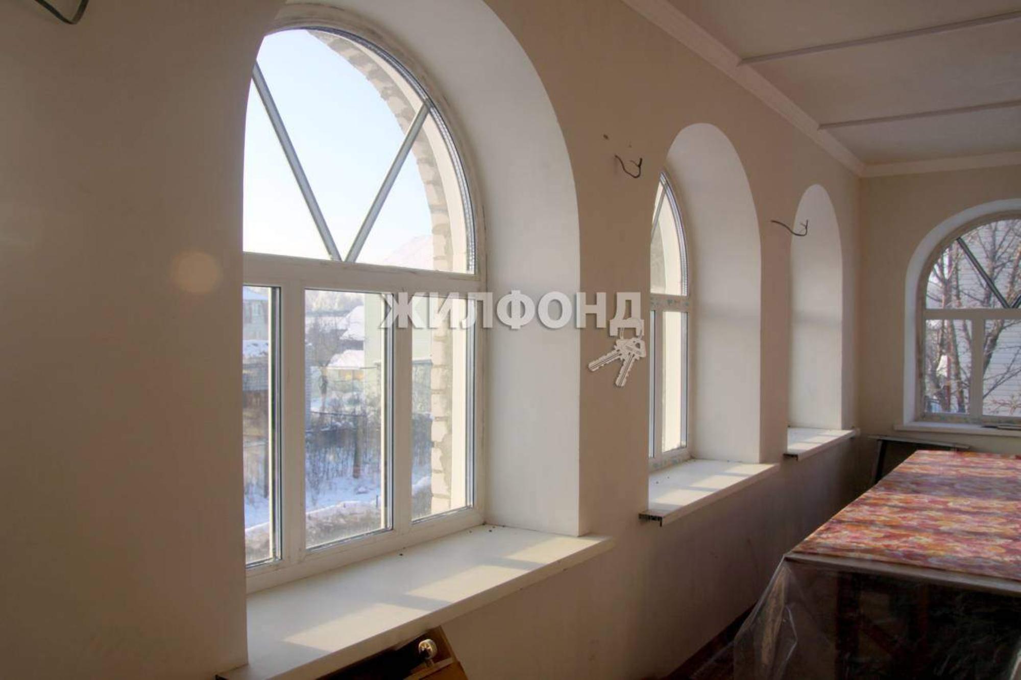 Купить дачу, дом, коттедж за 8 200 000 рублей на Российская улица