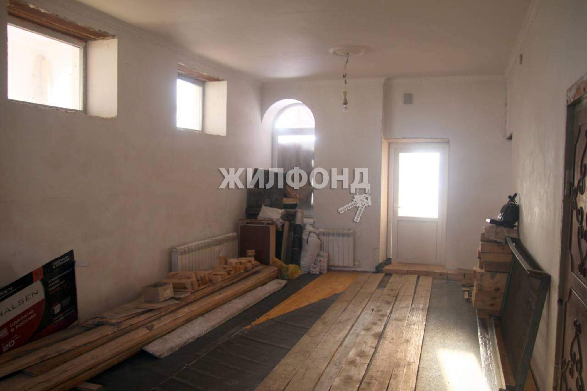 Купить дачу, дом, коттедж за 8 200 000 рублей на Российская улица