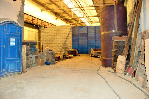 Продажа помещения Фронтовых бригад 18