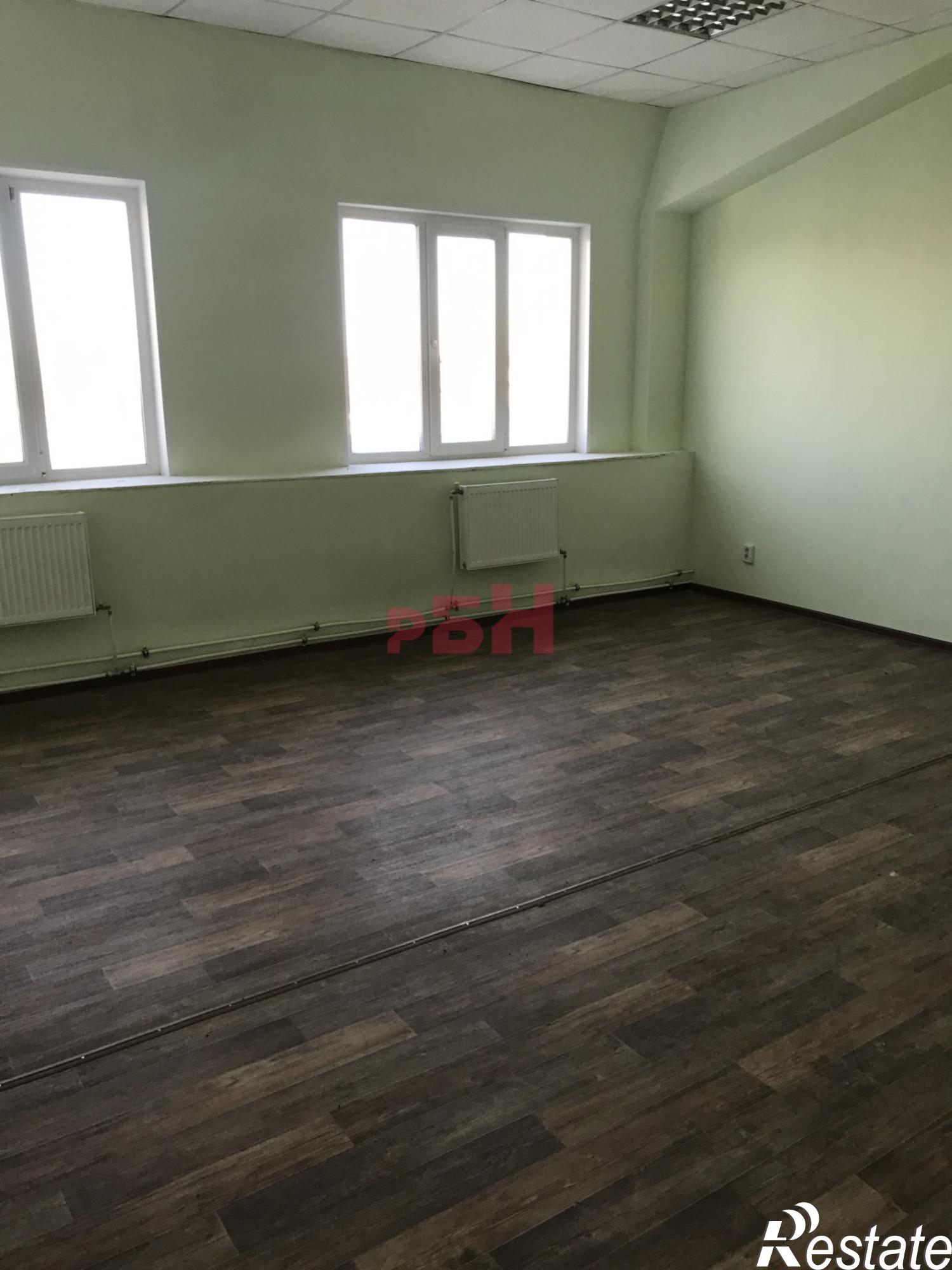 Сдать офис, помещение под офис за 9 450 рублей на Московское ш., 17