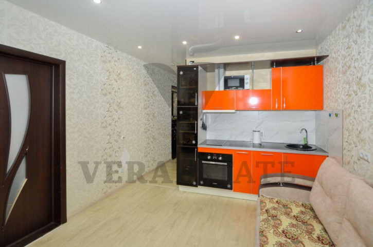 2-комн квартира ул. Виктора Уса,15