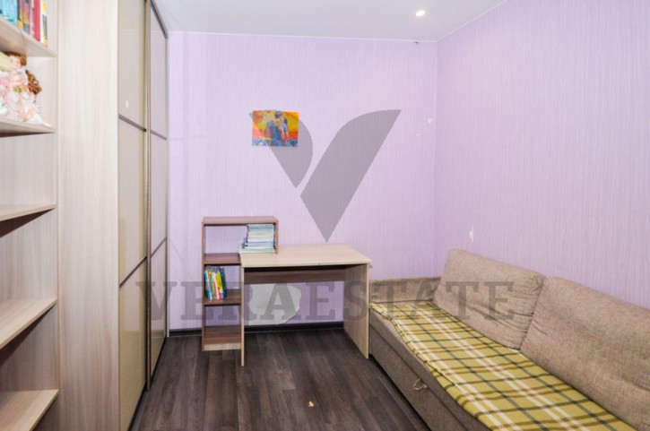 2-комн квартира ул. Виктора Уса,15