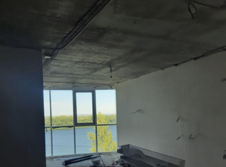 3-комн квартира в новом доме Пристанская 85