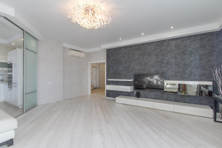 3-комн квартира Алексеевского ул., 25