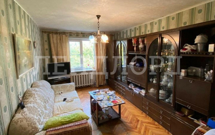 3-комн квартира улица Тимошенко, 8