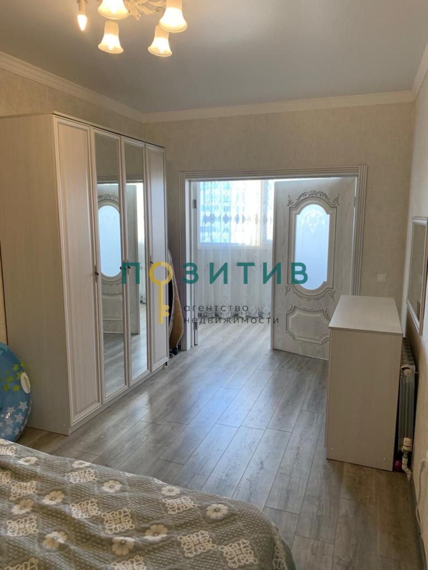 Купить квартиру за 10 000 000 рублей на Калинина пр-кт, 5А