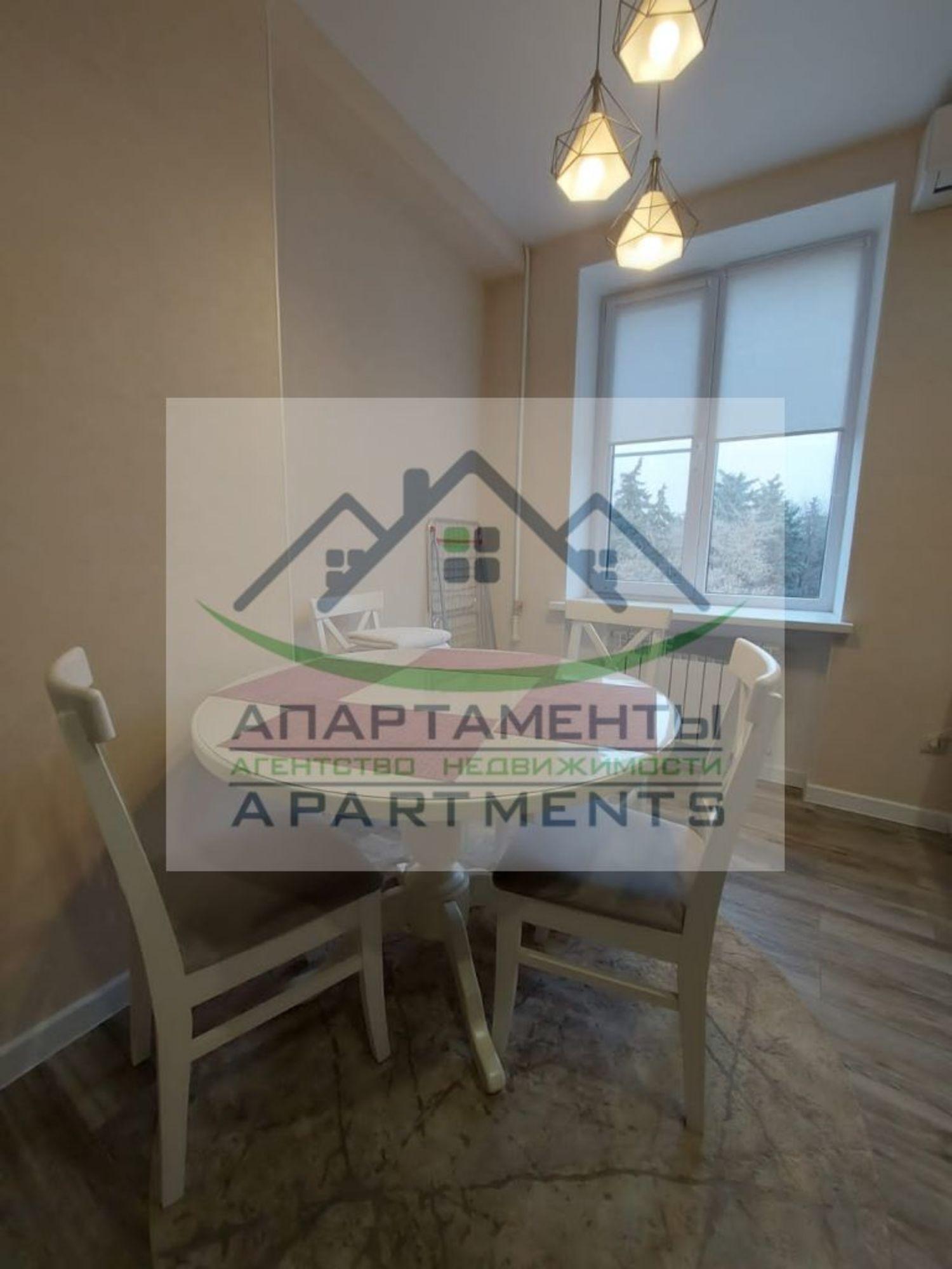 Купить квартиру за 10 000 000 рублей на Дзержинского ул