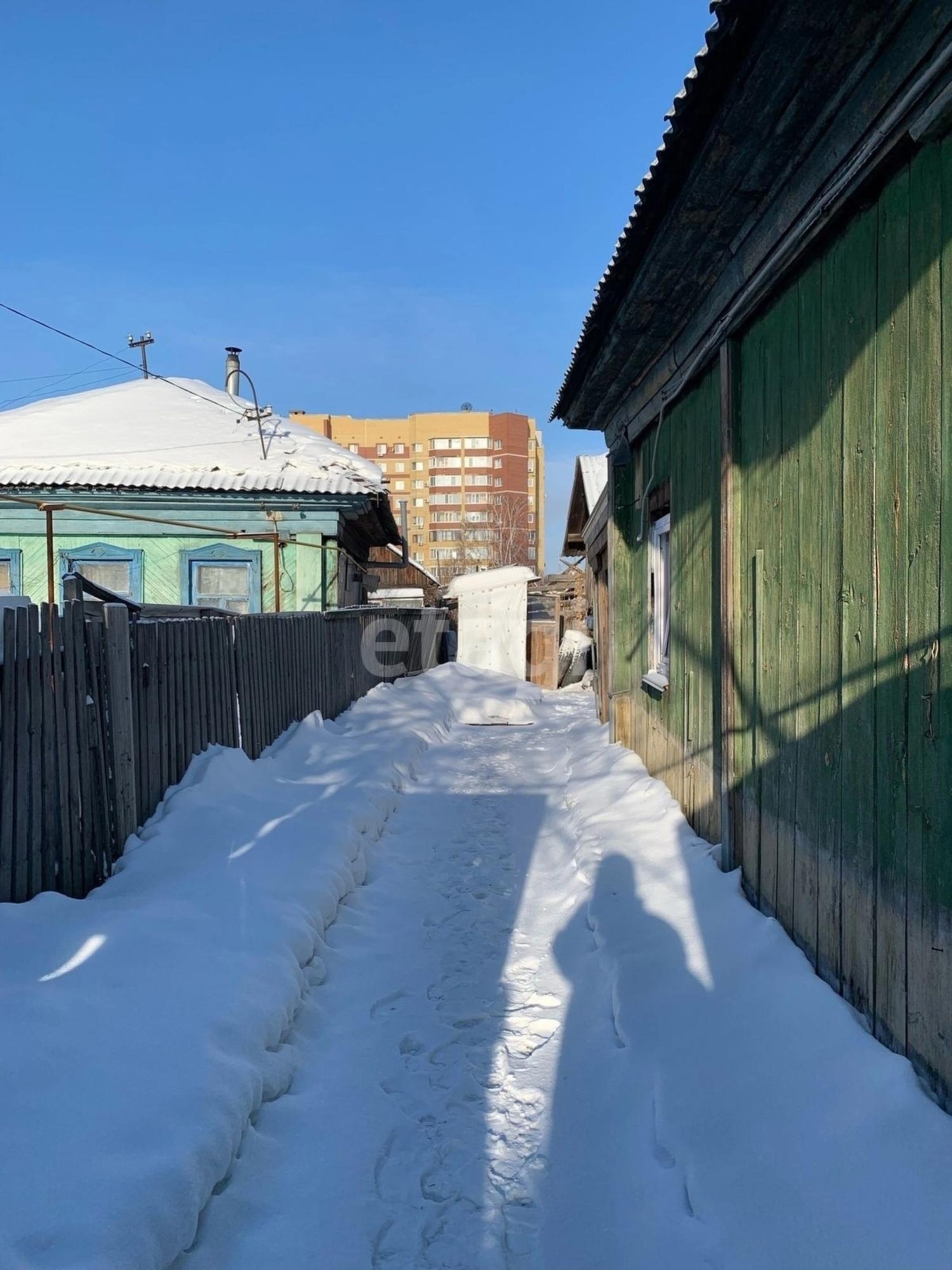 Купить дачу, дом, коттедж за 2 300 000 рублей на Димитрова, 80а