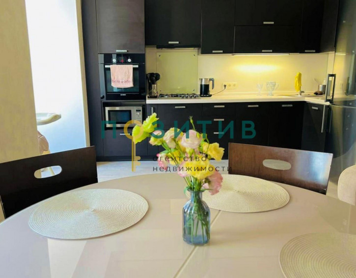 2-комн квартира Булгакова ул, 5