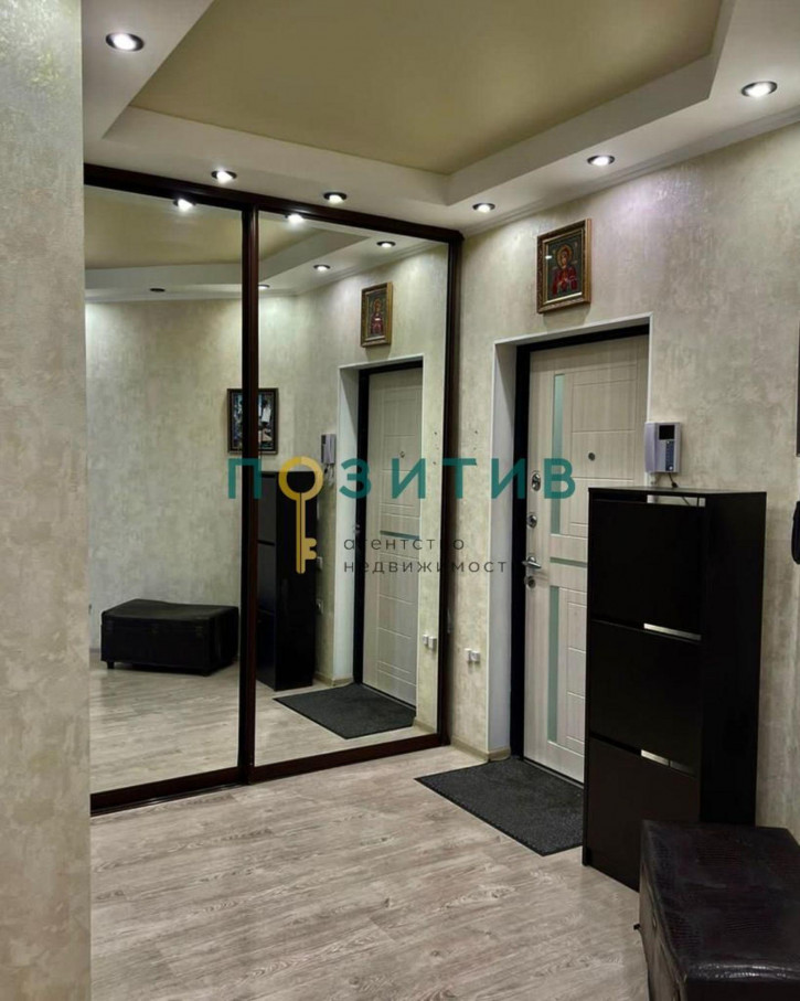 2-комн квартира Булгакова ул, 5