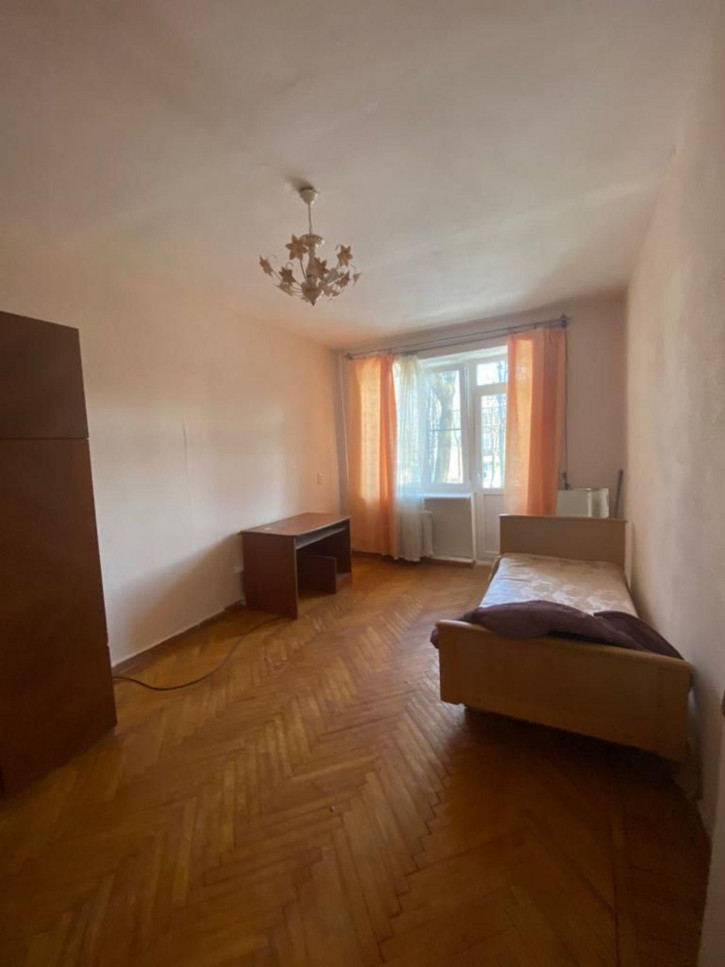 1-комн квартира Пушкина ул, 80
