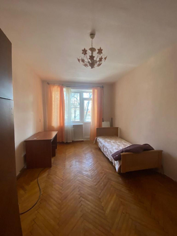 1-комн квартира Пушкина ул, 80