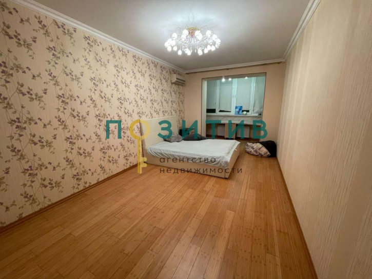 3-комн квартира Бунимовича ул, 19к2