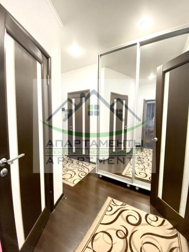 1-комн квартира Бунимовича ул, 19к2