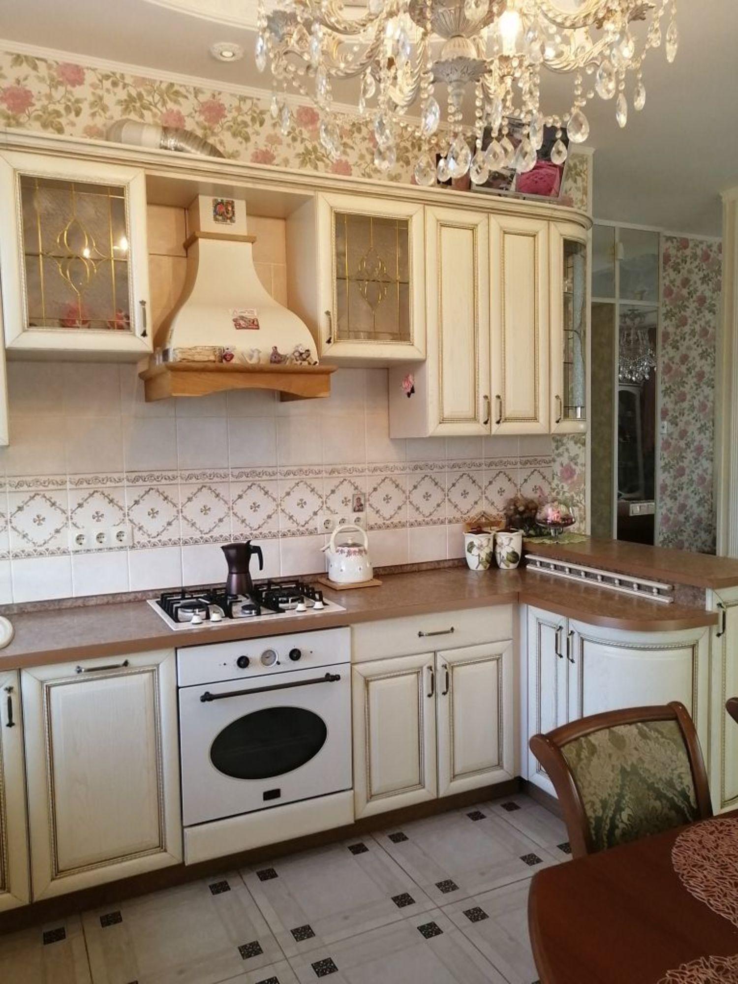 Купить дачу, дом, коттедж за 35 000 000 рублей на Полевая, 15