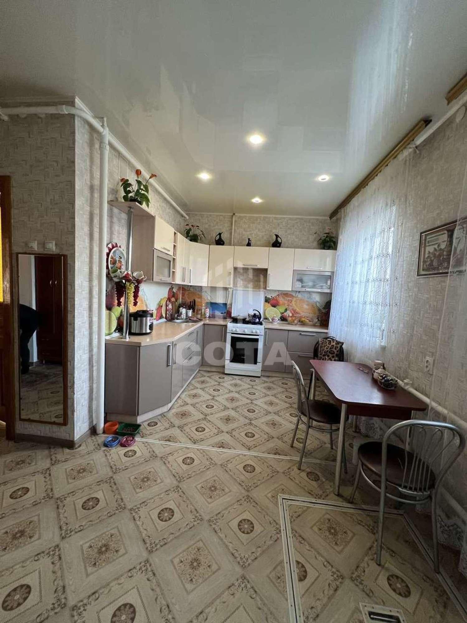 Купить дачу, дом, коттедж за 7 000 000 рублей на Луганская улица, 35