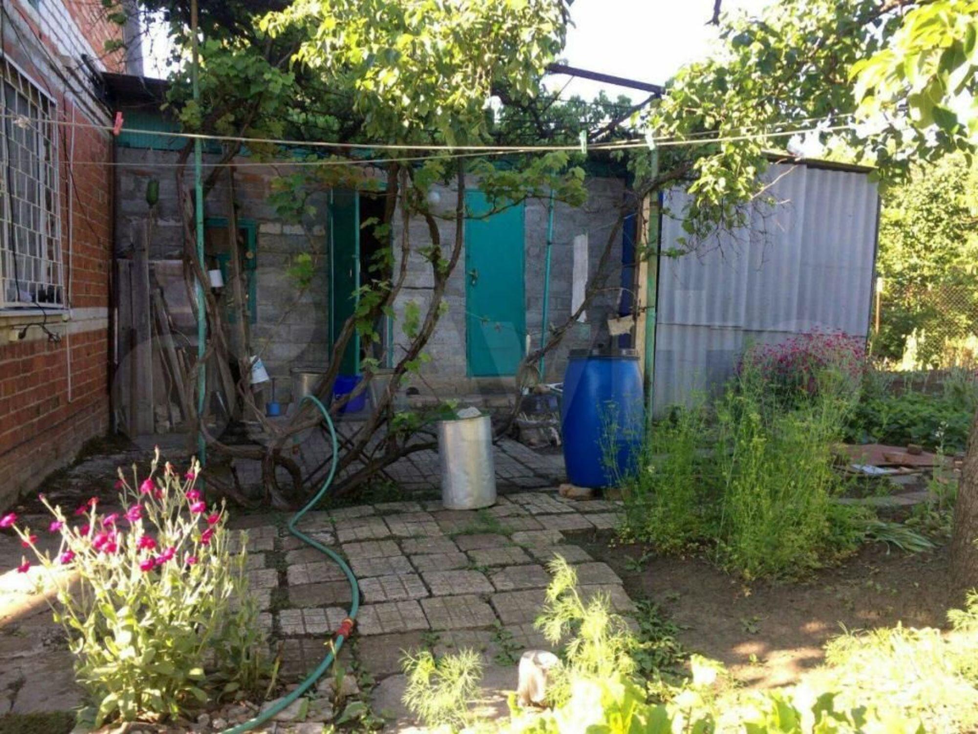 Купить дачу, дом, коттедж за 4 200 000 рублей на 1-я Линия ул, 30