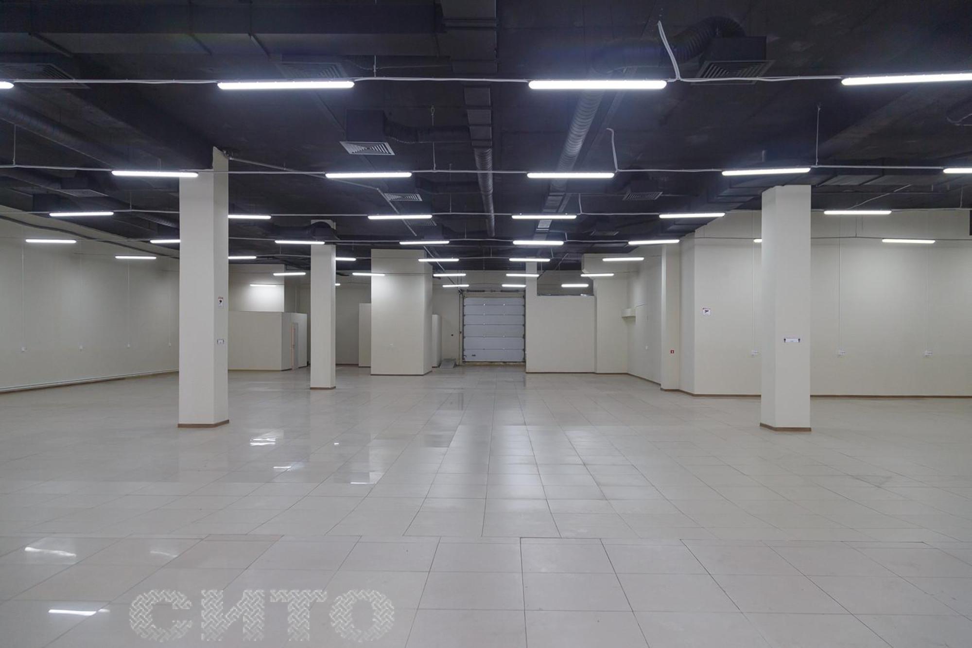 Купить торговое помещение за 130 000 000 рублей на К.Либкнехта Улица,31