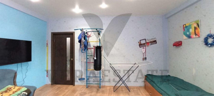 2-комн квартира ул. Героев Революции,29