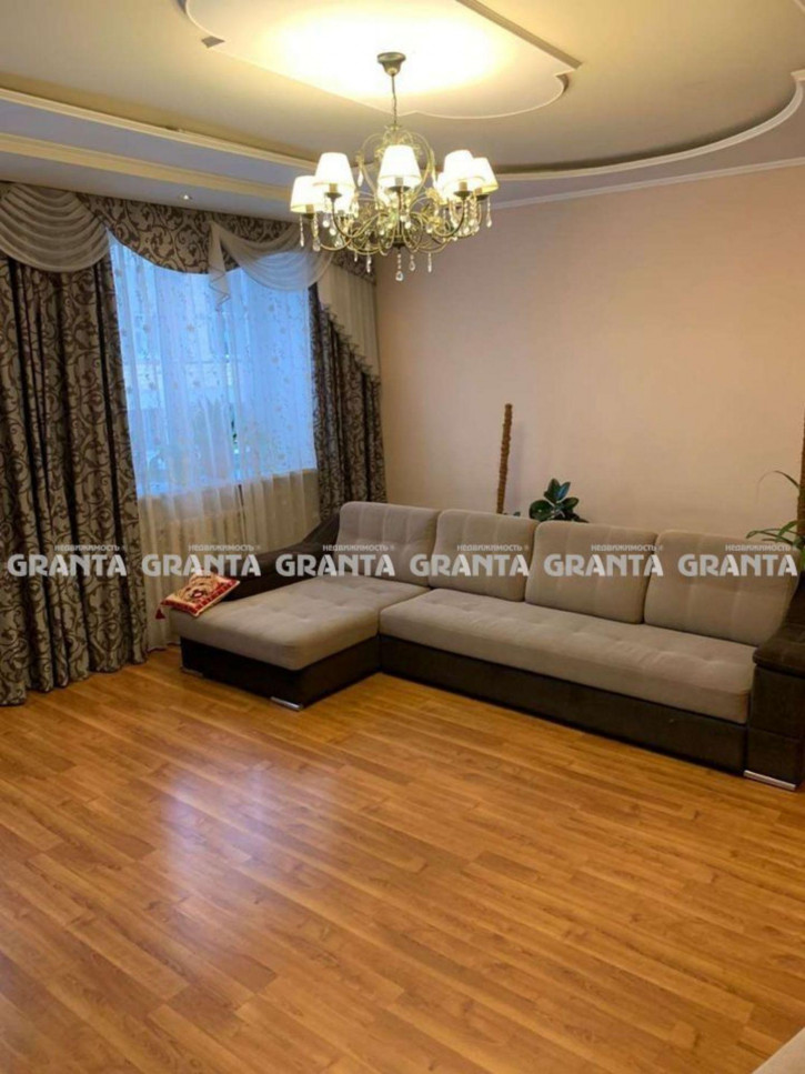 4-комн квартира ул им Сергея Лазо, 18А