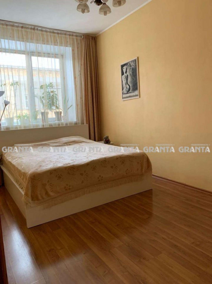 4-комн квартира ул им Сергея Лазо, 18А