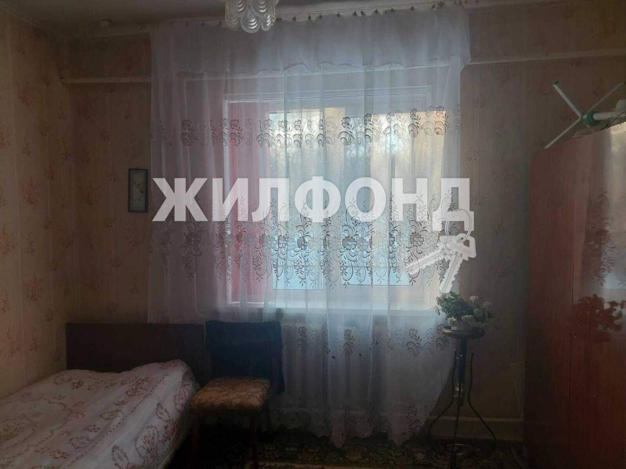 Купить дачу, дом, коттедж за 4 000 000 рублей на Дорожная улица