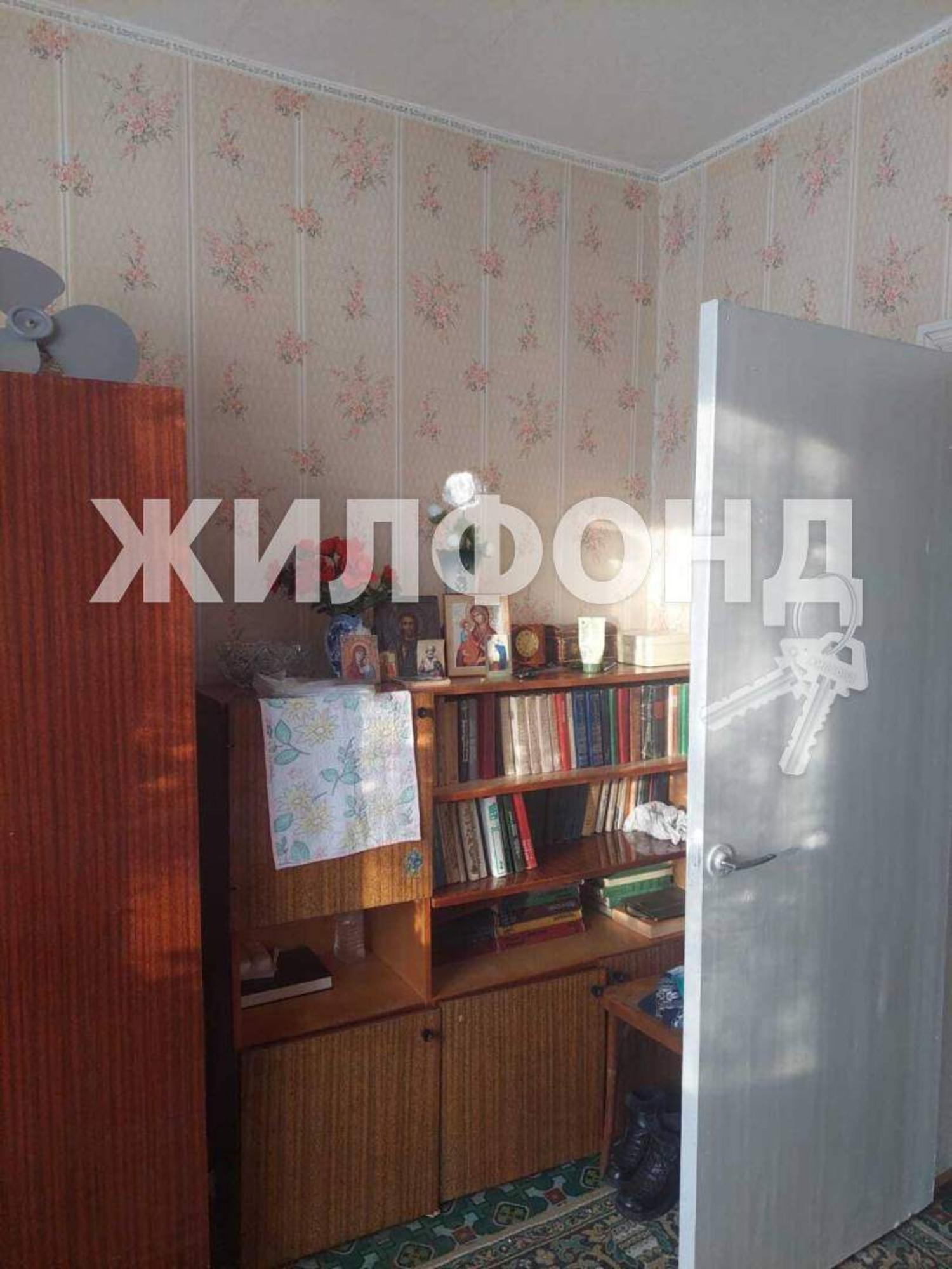 Купить дачу, дом, коттедж за 4 000 000 рублей на Дорожная улица