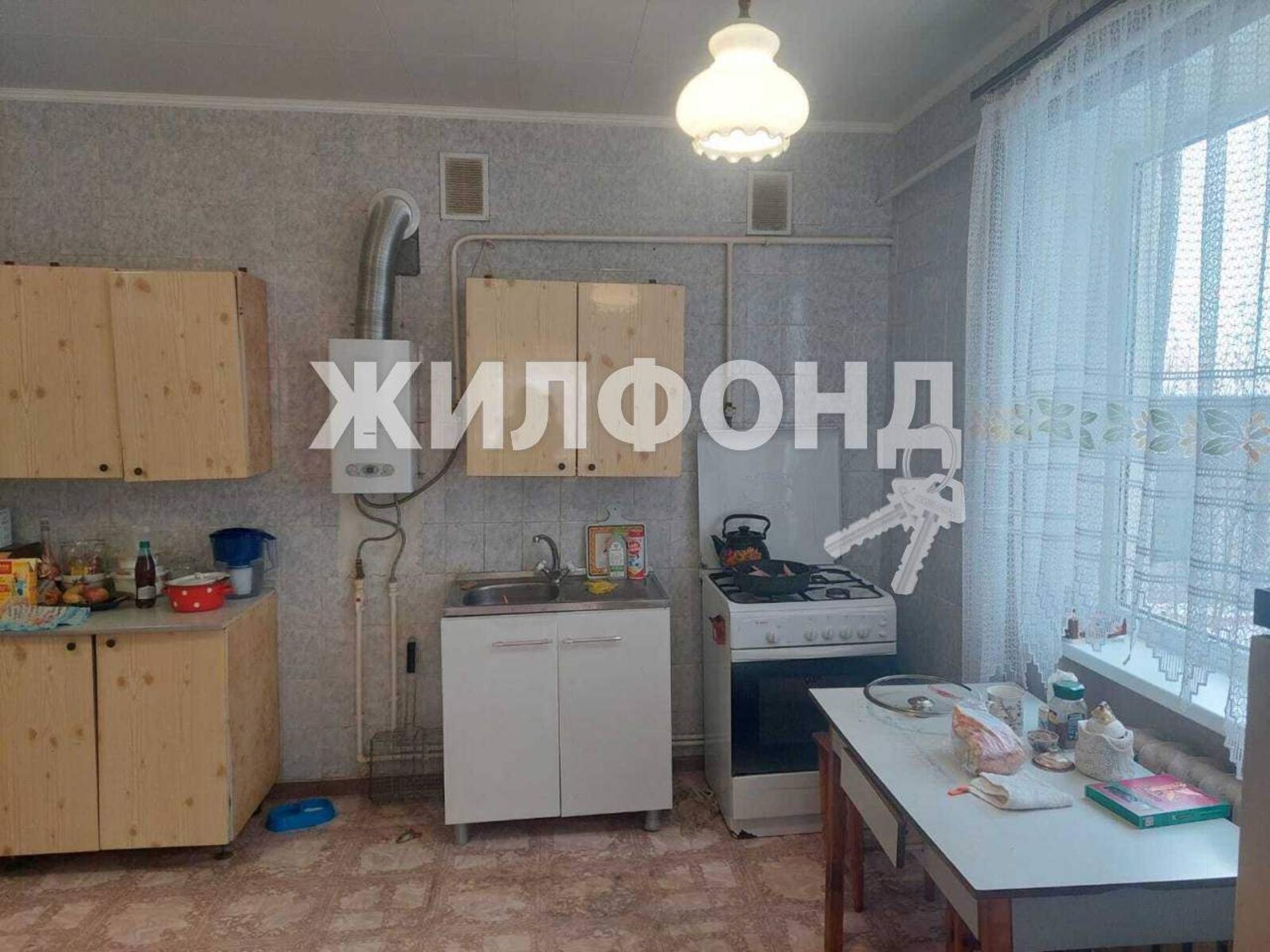 Купить дачу, дом, коттедж за 4 000 000 рублей на Дорожная улица