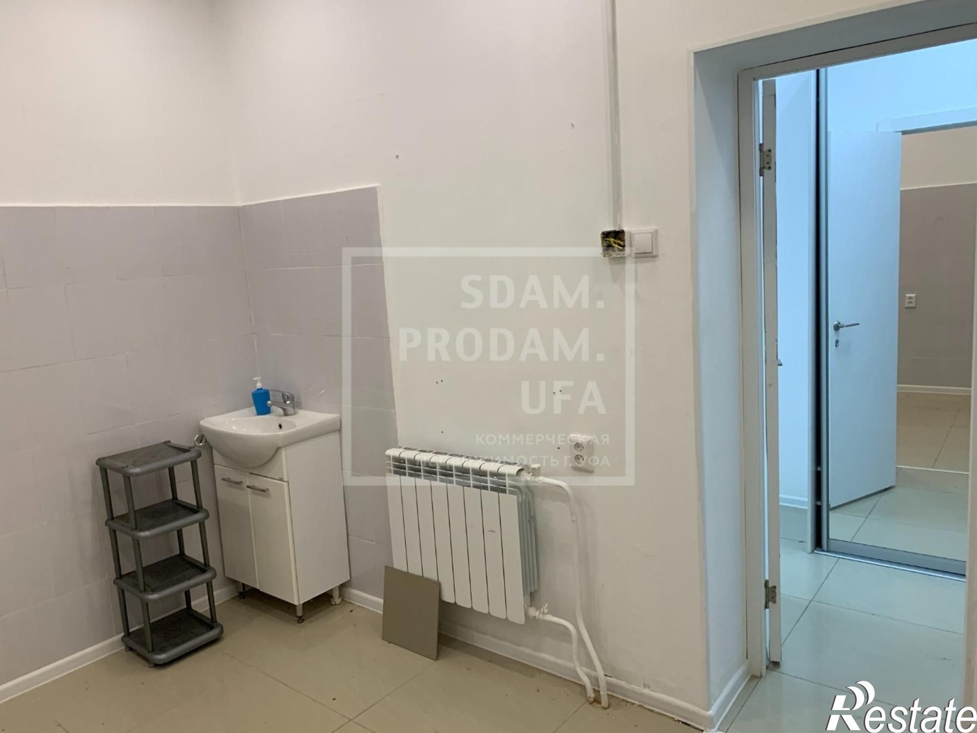 Купить офис, помещение под офис за 9 000 000 рублей на Рабкоров улица, д.4/4