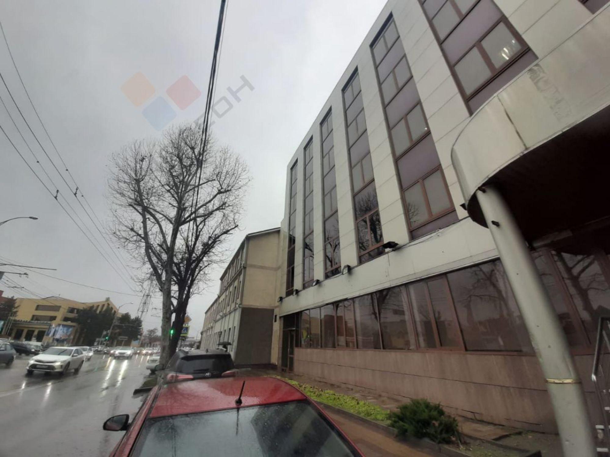 Сдать офис, помещение под офис за 384 000 рублей на Ставропольская ул, 7
