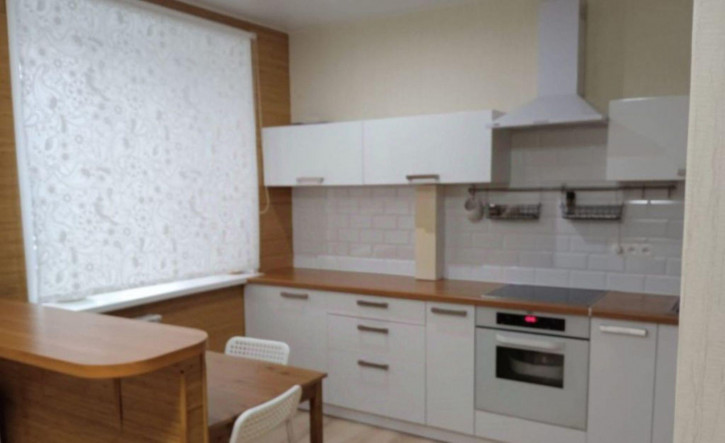 3-комн квартира Пугачева ул, 75Б