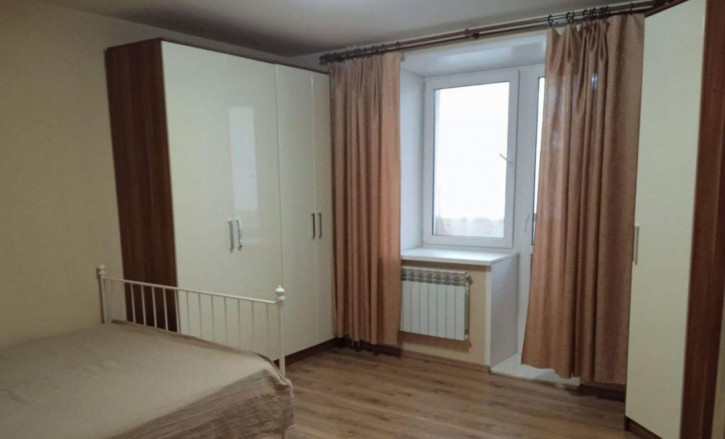 3-комн квартира Пугачева ул, 75Б