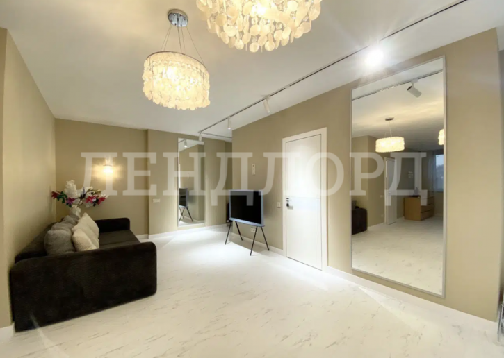 3-комн квартира Гвардейский переулок, 13