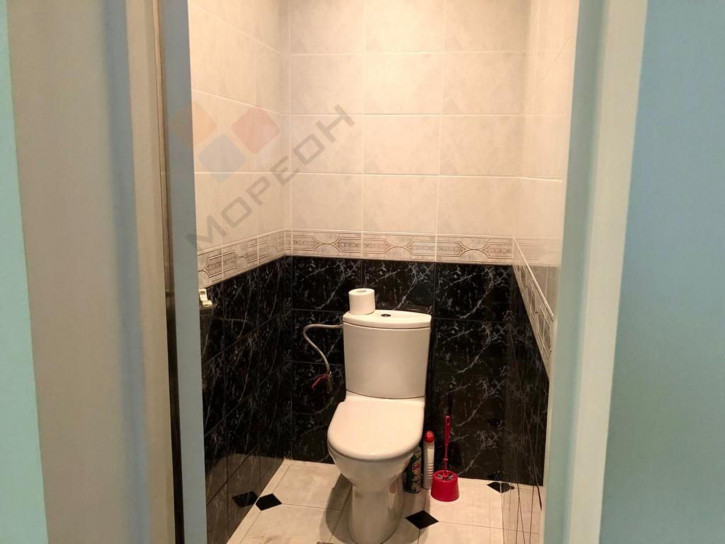 4-комн квартира Чкалова ул, 11