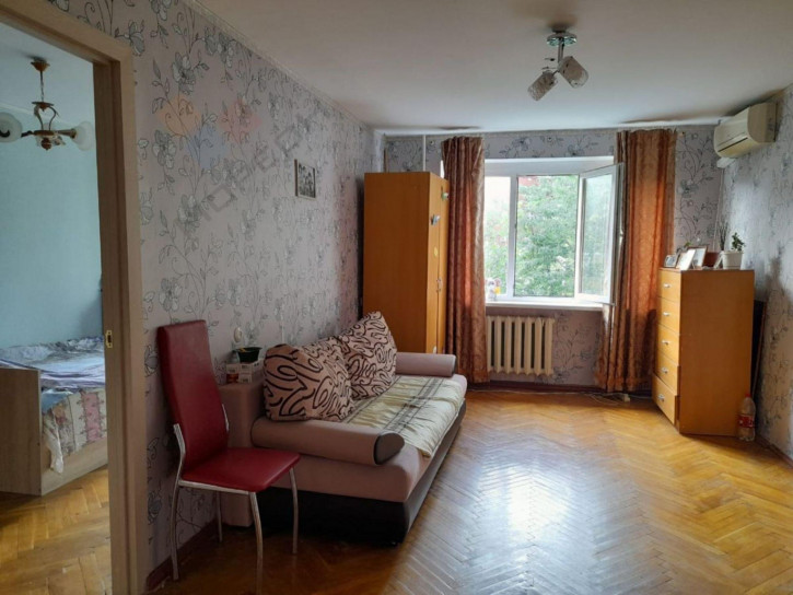 3-комн квартира Тургенева ул, 223