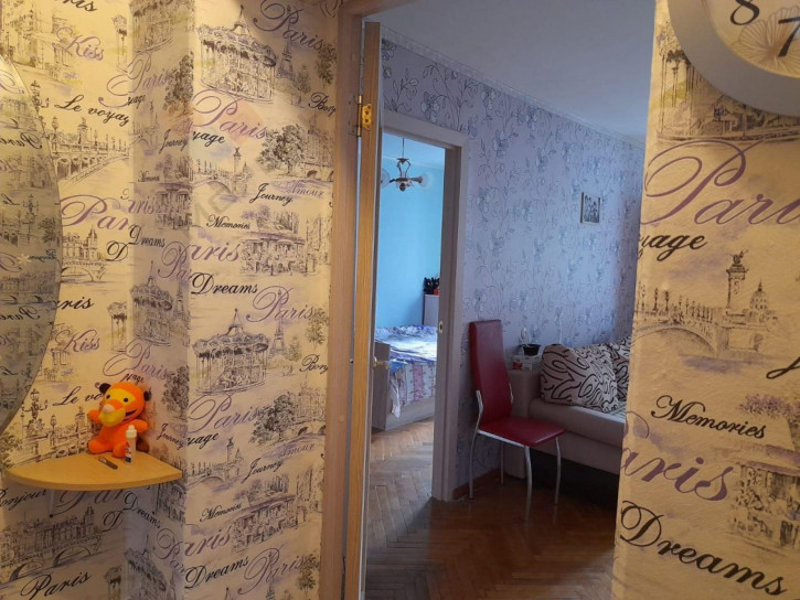3-комн квартира Тургенева ул, 223