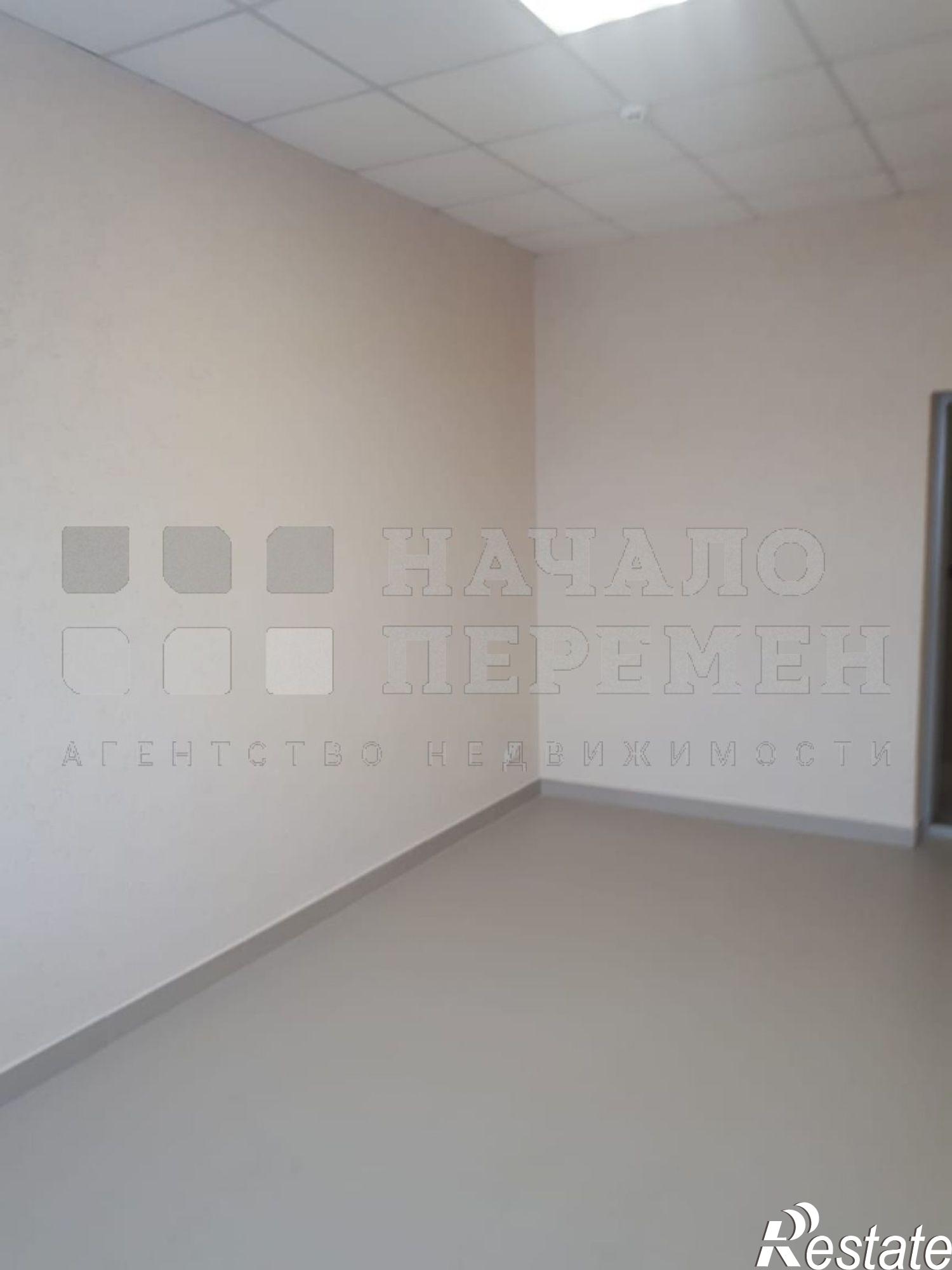 Сдать офис, помещение под офис за 11 000 рублей на Есенина ул, 1А