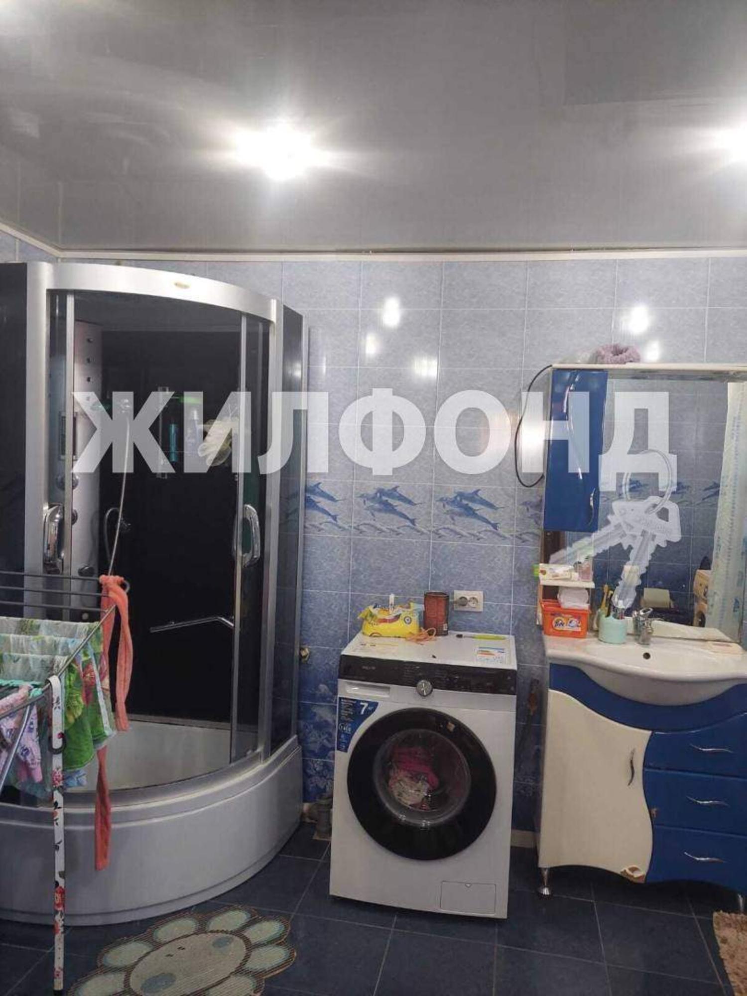 Купить дачу, дом, коттедж за 5 500 000 рублей на Зеленая улица