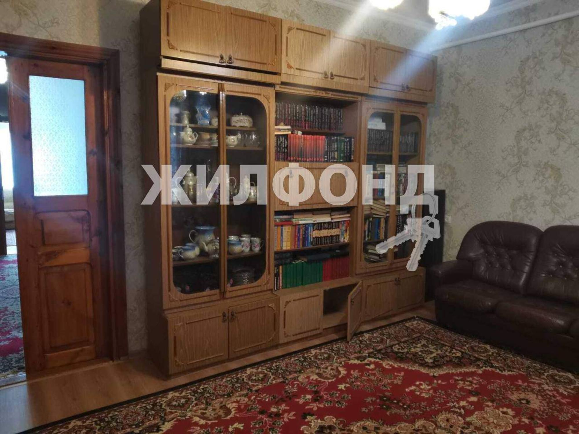 Купить дачу, дом, коттедж за 20 000 000 рублей на Зеленая улица