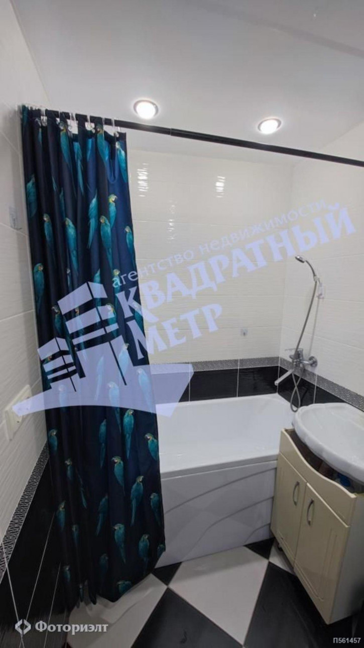 3-комн квартира Ленина ул, 98