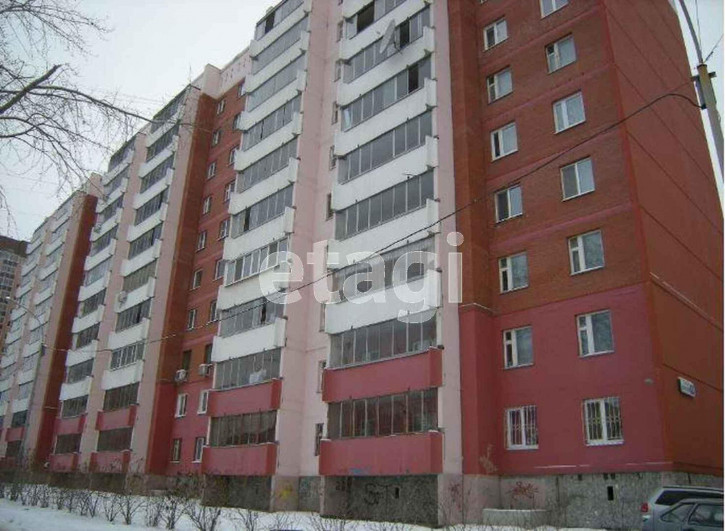 2-комн квартира Чекистов, 9